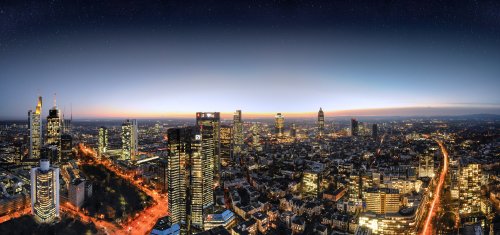 Skyline bei Nacht